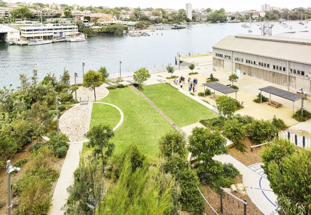 Sub Base Platypus by ASPECT Studios