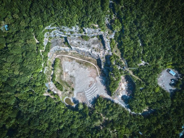 Cave di Arzo by Enrico Sassi