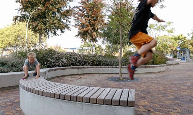 How to Choose the Right Seating for Public Spaces