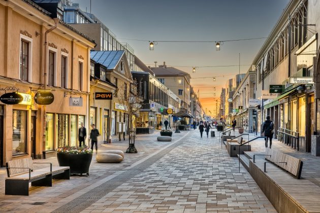Gågatan Södra by Karavan landskapsarkitekter