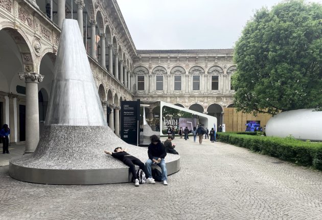 The SIT TOGETHER Climate-Adaptive Bench