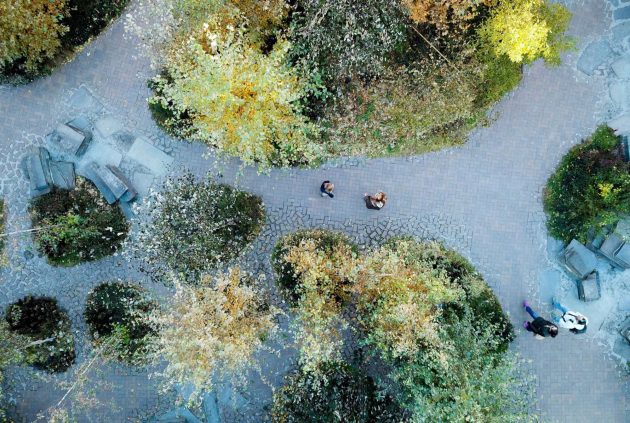 Max Family Garden at St. Ann’s Warehouse by MVVA