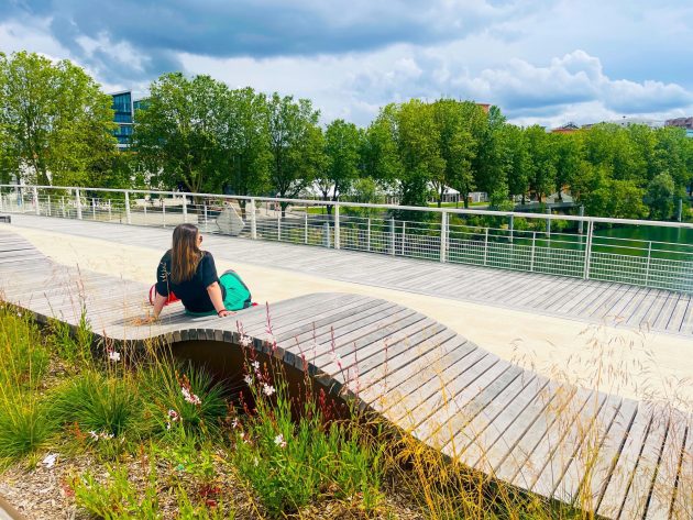 Garden on Water: Louafi Bouguera Olympic Bridge in Paris Thrives as a Sustainable Public Space