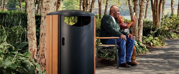 Ren Side-Door Litter Receptacle